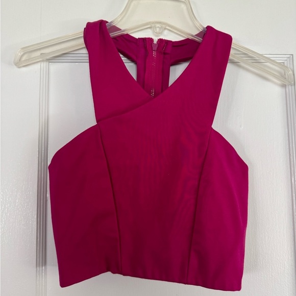 Express Set Pointe Crop top​​ - Picture 2 of 5